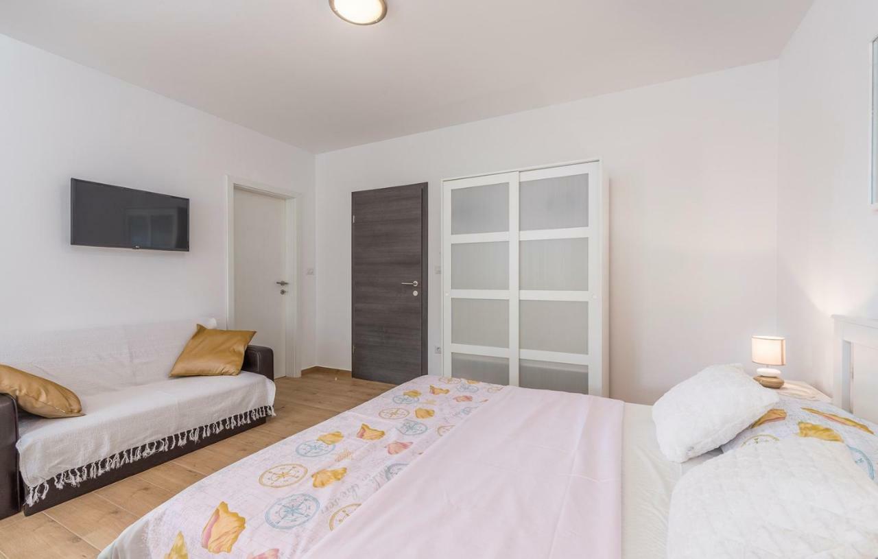 Apartment Complex Jelena フンタナ エクステリア 写真